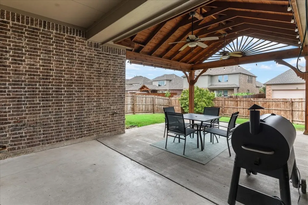 3418 Meadowside Drive Sachse TX 75048
