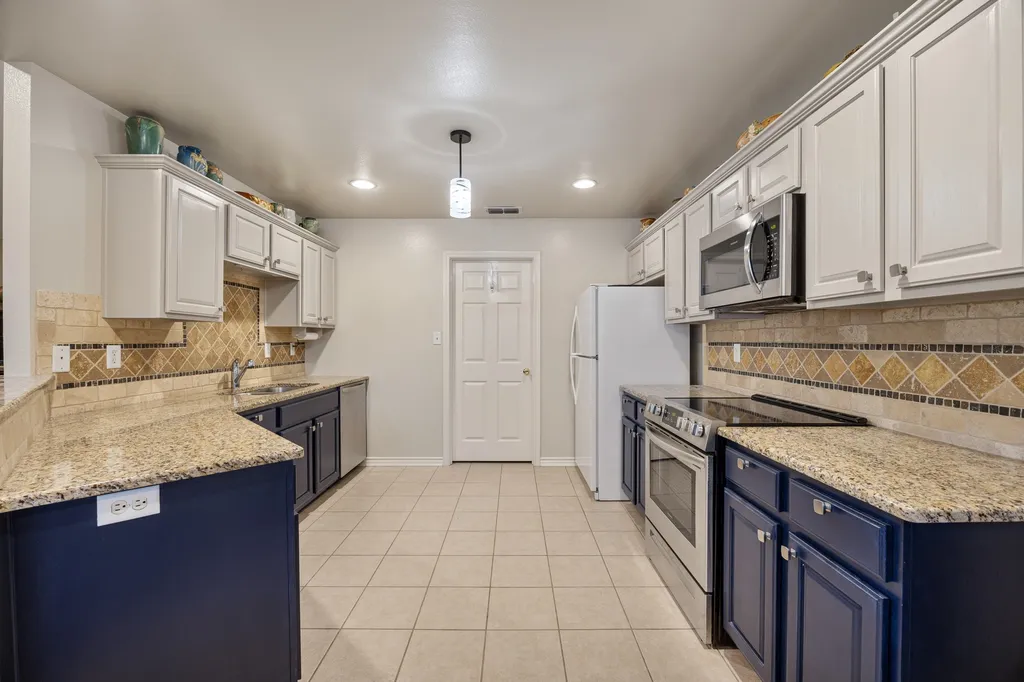 1521 Rice Road Tyler TX 75703