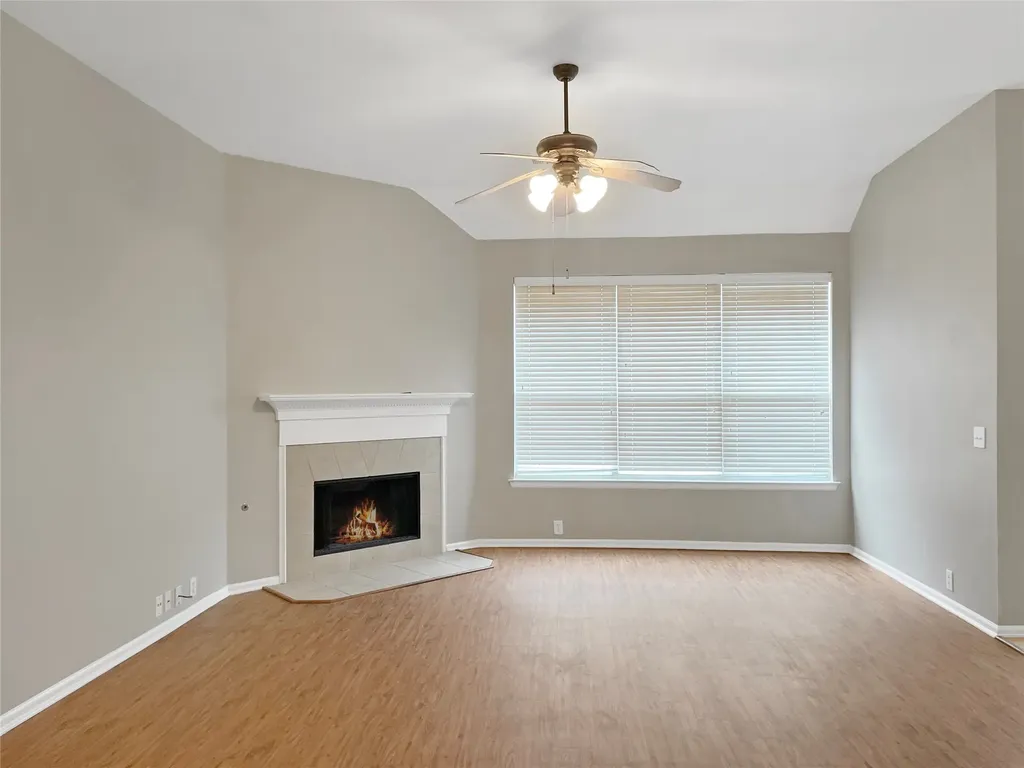 2820 Thorncreek Lane Fort Worth TX 76177