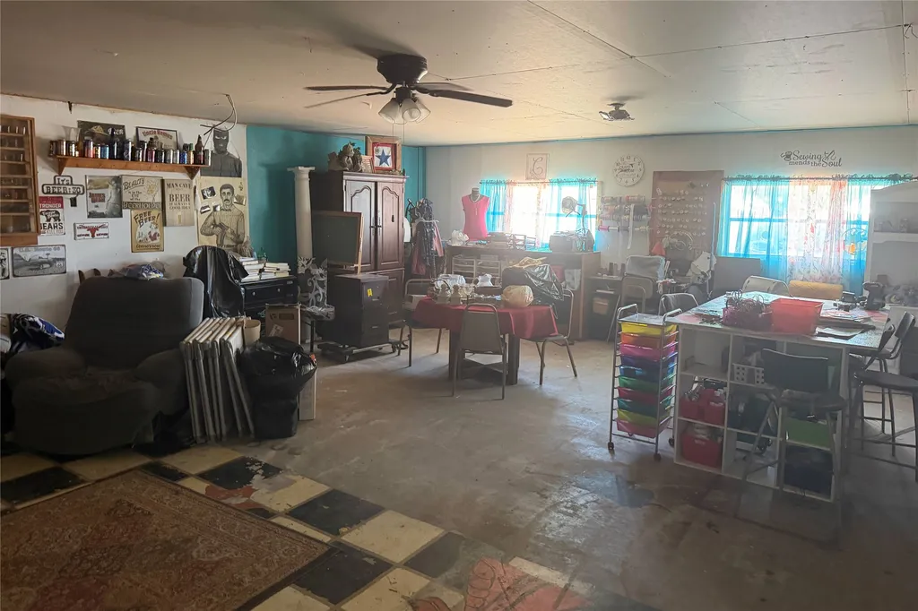 908 15th Street Paducah TX 79248