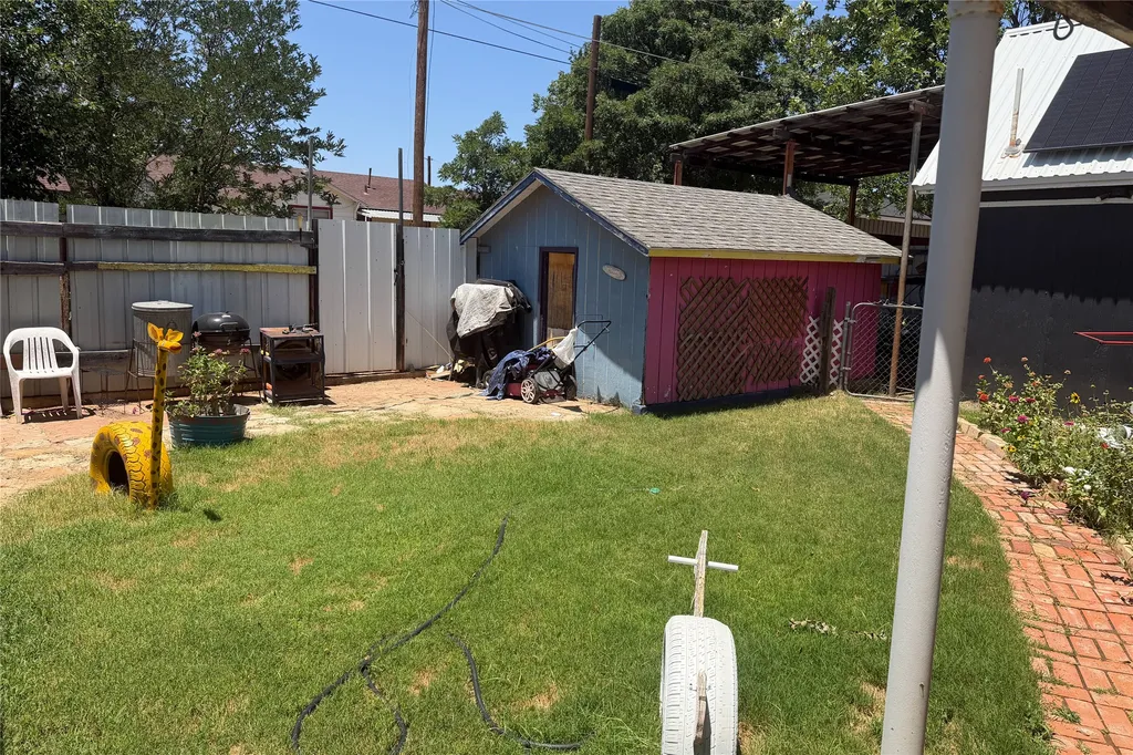 908 15th Street Paducah TX 79248