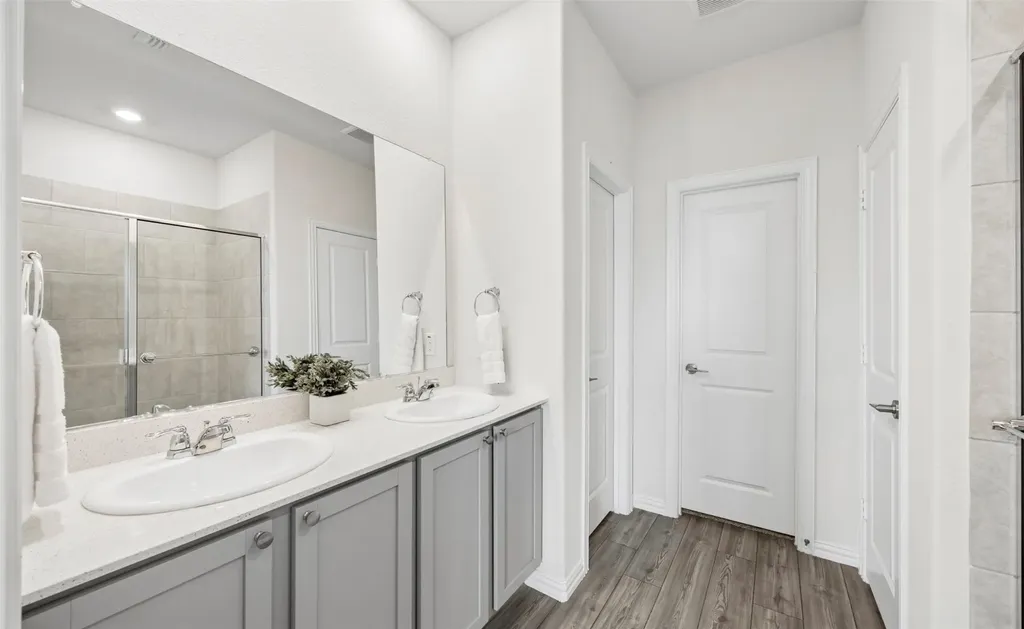 420 Holt Lane Fate TX 75087