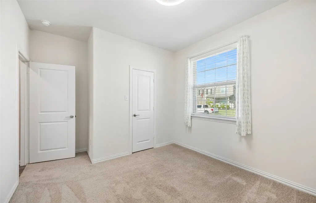420 Holt Lane Fate TX 75087