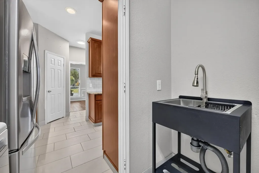 6217 Apache Drive The Colony TX 75056