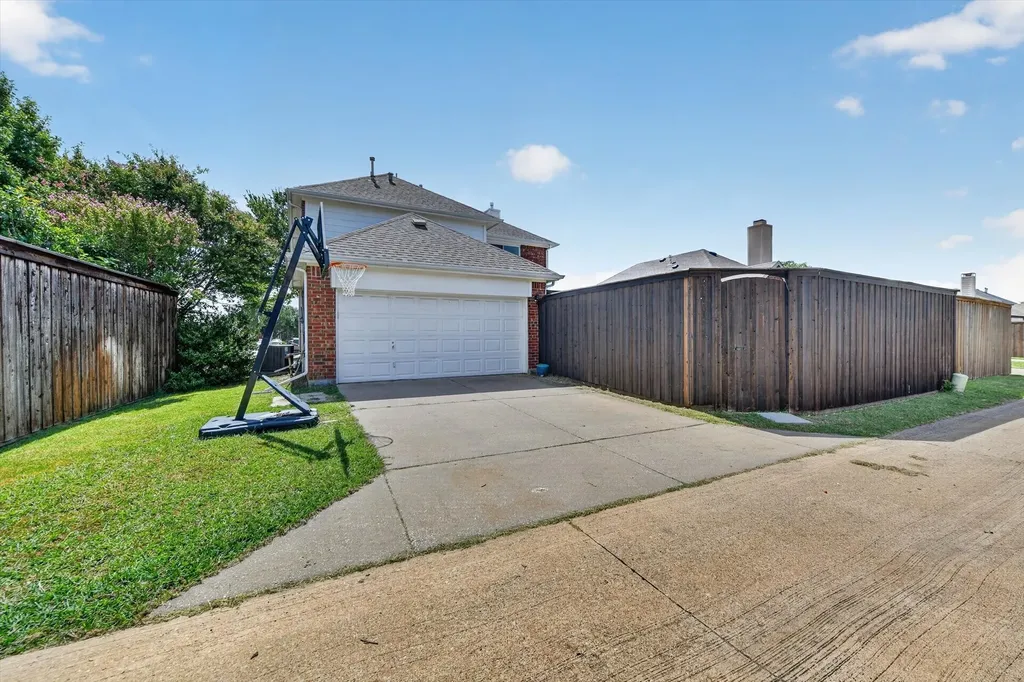 6217 Apache Drive The Colony TX 75056