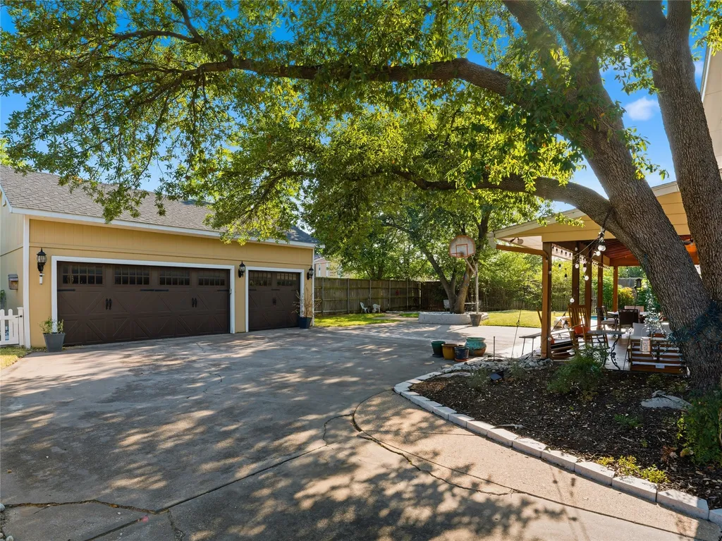 3410 Country Club Road Pantego TX 76013