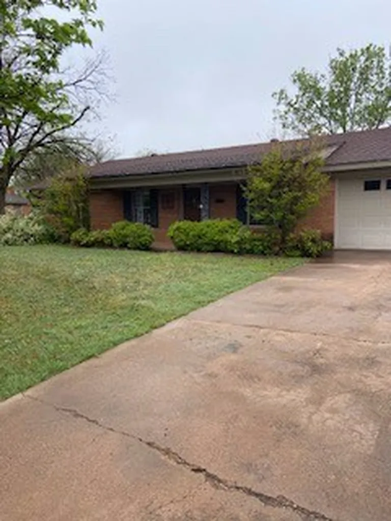 2250 Greenbriar Drive Abilene TX 79605