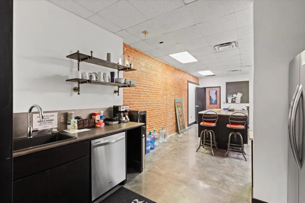 501 N Third Street Longview TX 75602