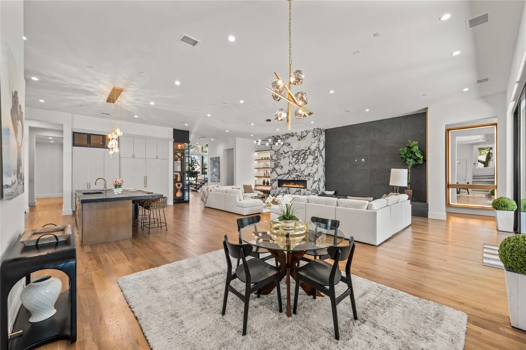 6006 Meadow Crest Dallas TX 75230
