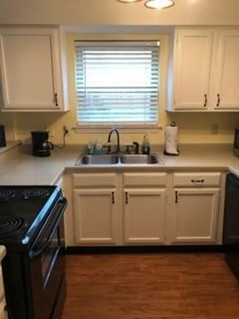 108 Brookside Drive Duncanville TX 75137