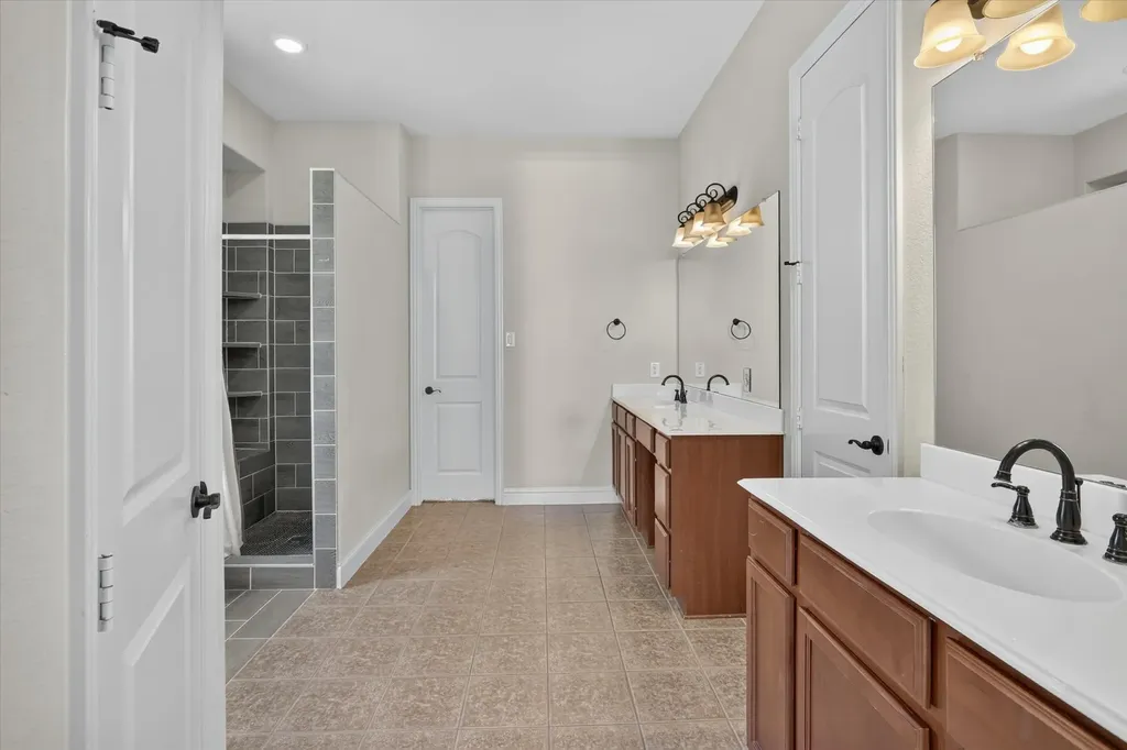 4635 Saginaw Court Plano TX 75024