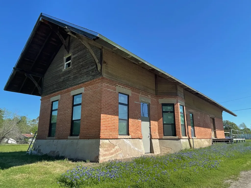 211 Main Street Rosser TX 75157