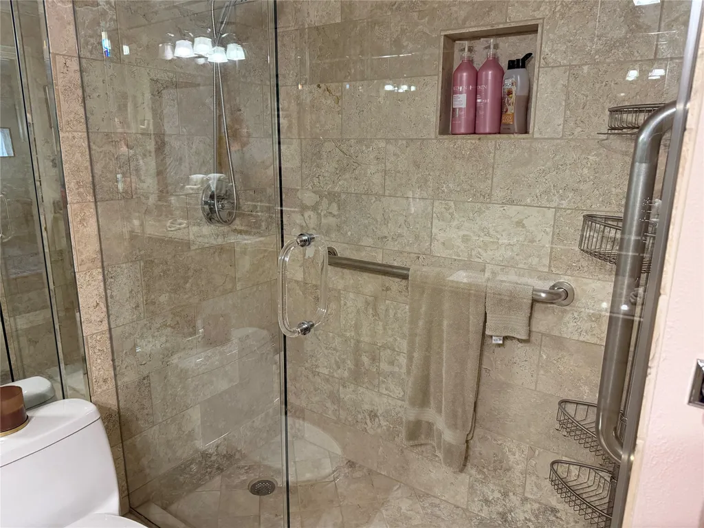 14635 Tanglewood Drive Farmers Branch TX 75234