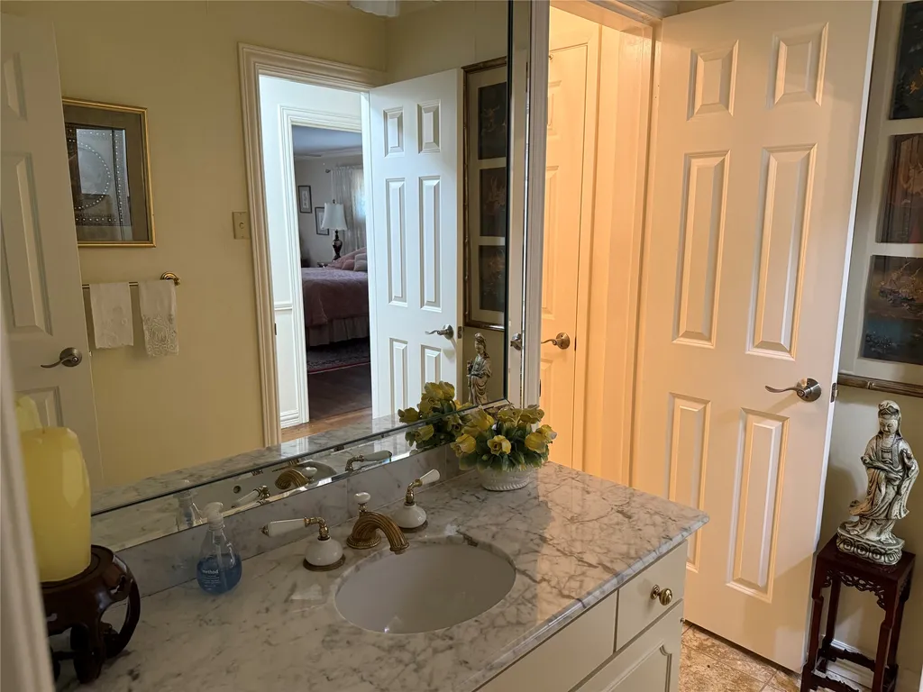 14635 Tanglewood Drive Farmers Branch TX 75234