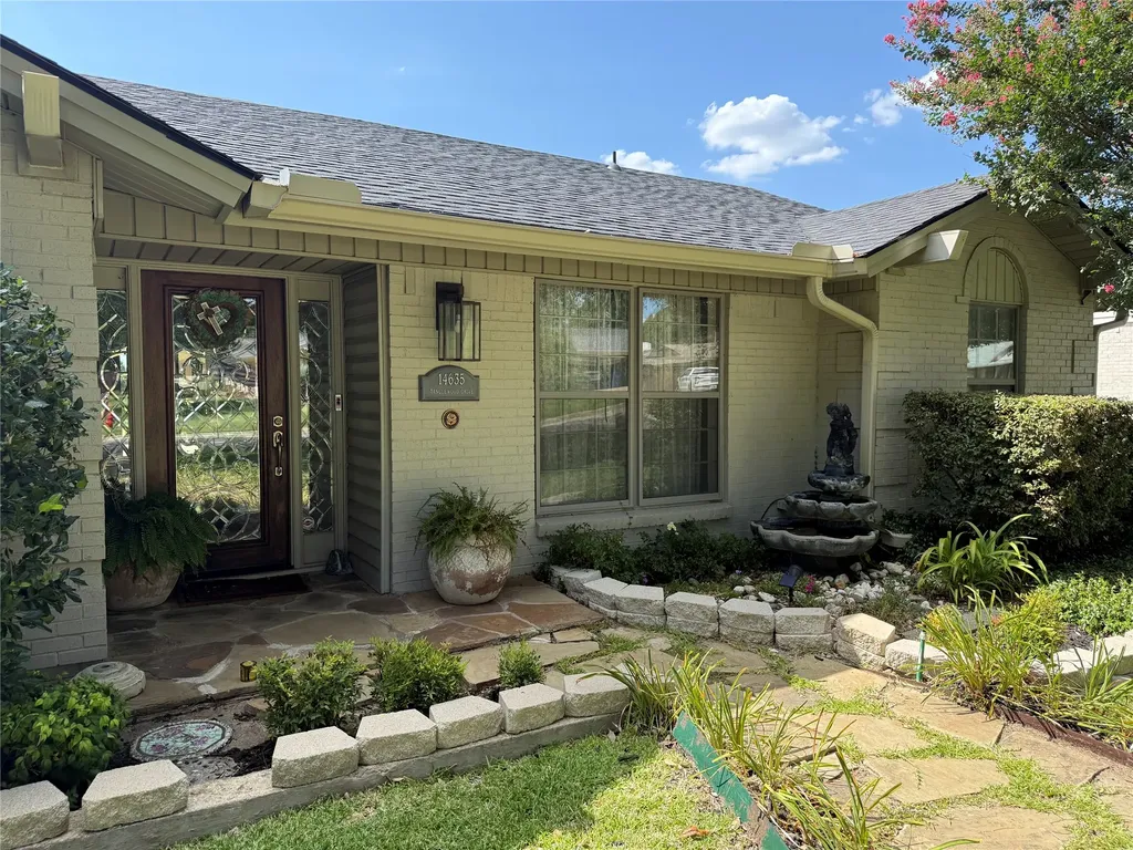 14635 Tanglewood Drive Farmers Branch TX 75234