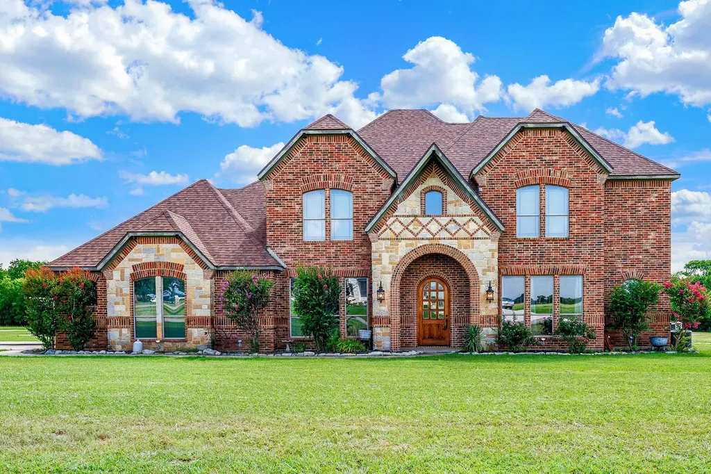 1132 Shadow Lakes Drive Wills Point TX 75169
