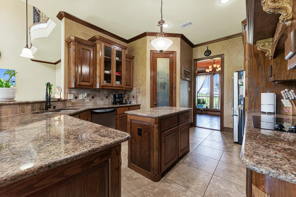1132 Shadow Lakes Drive Wills Point TX 75169