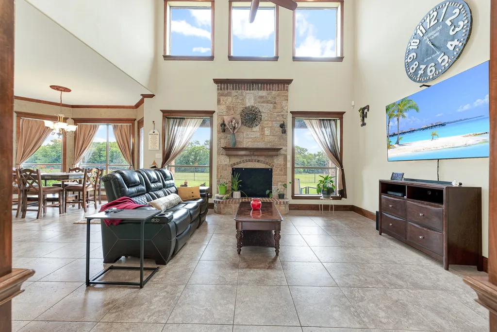 1132 Shadow Lakes Drive Wills Point TX 75169