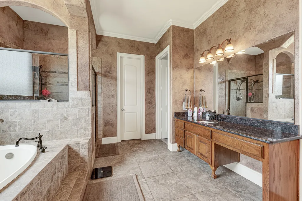 1132 Shadow Lakes Drive Wills Point TX 75169
