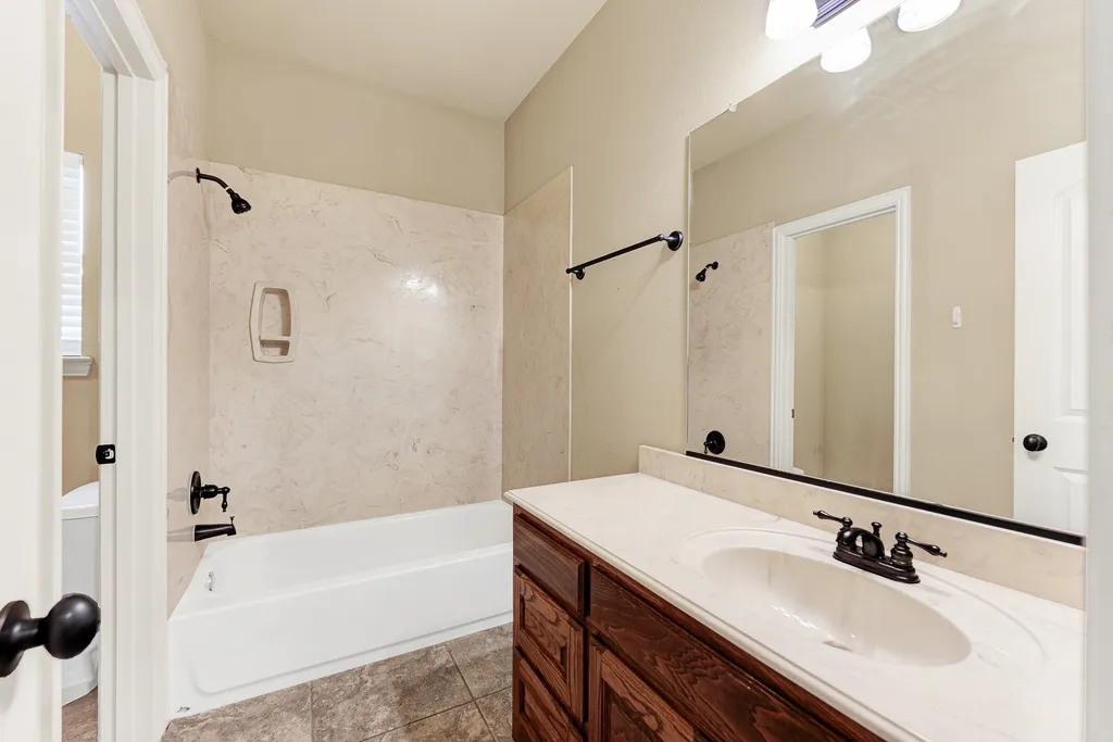 1132 Shadow Lakes Drive Wills Point TX 75169