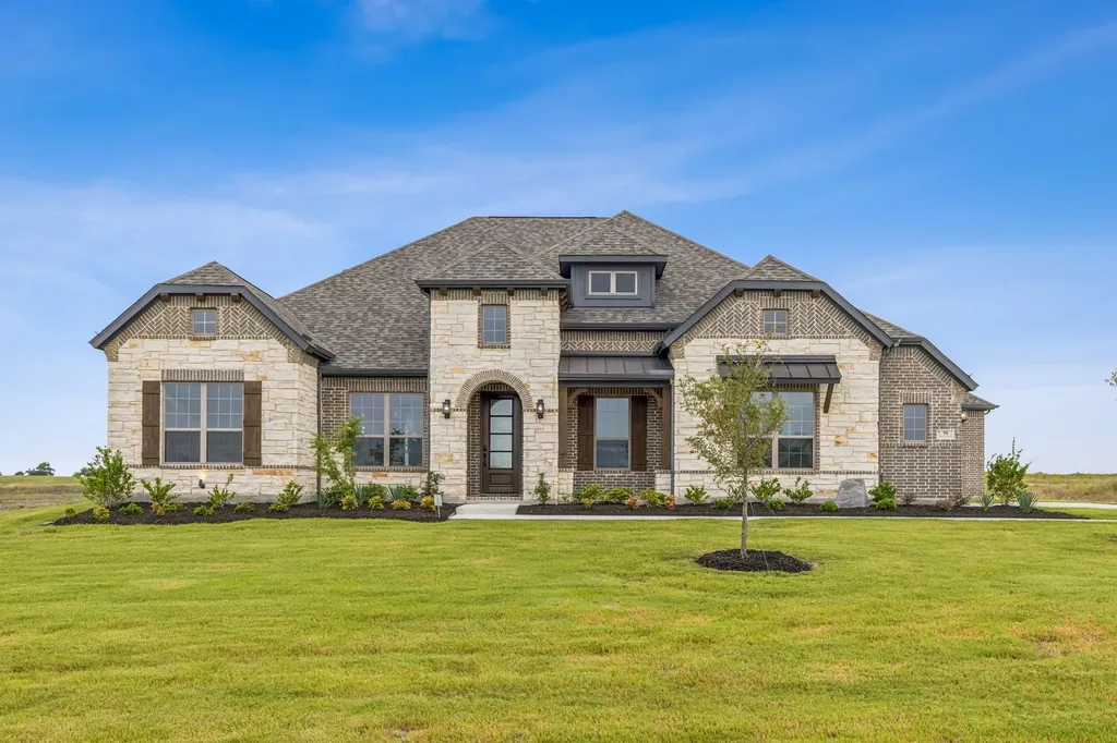 117 Swan Lake Drive Waxahachie TX 75165