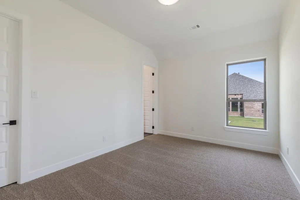 117 Swan Lake Drive Waxahachie TX 75165