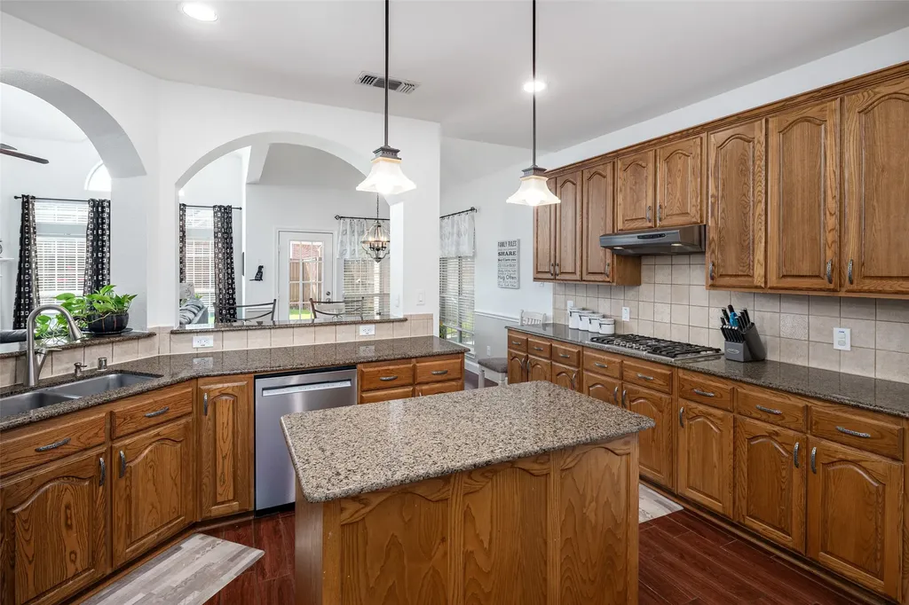 5973 Blazing Star Road Frisco TX 75036