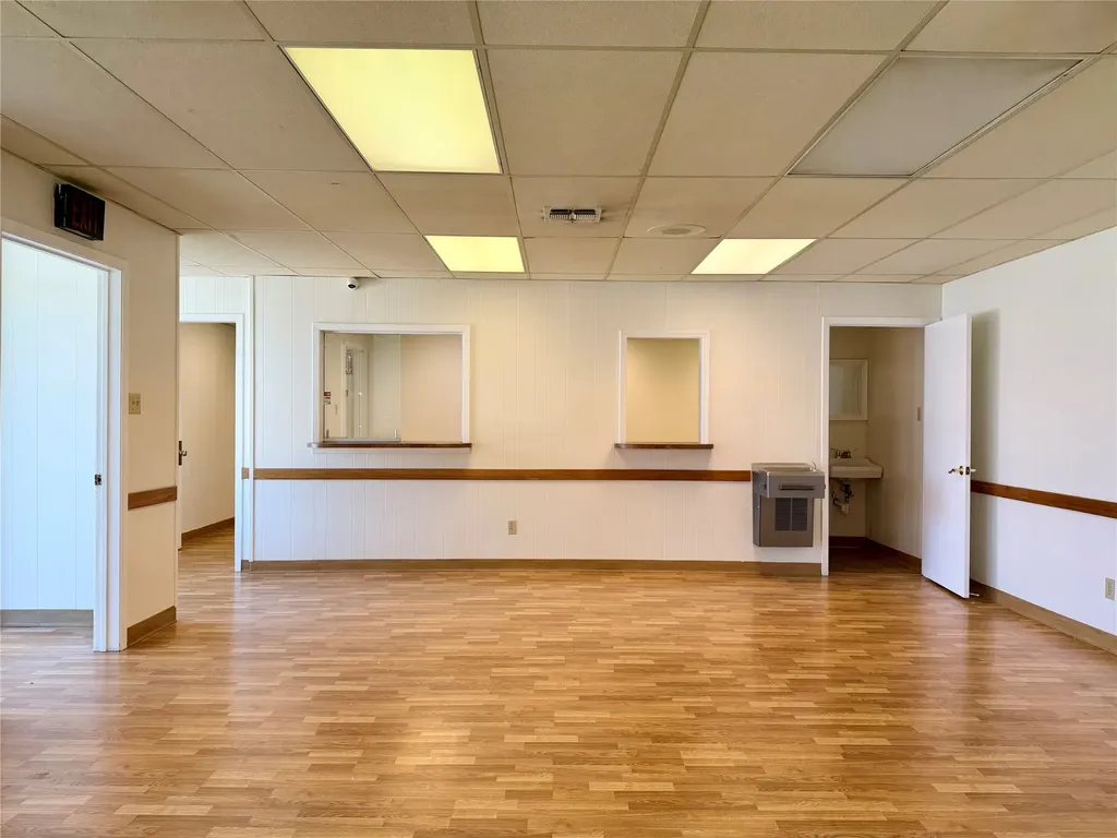 606 S Seven Points Boulevard Seven Points TX 75143