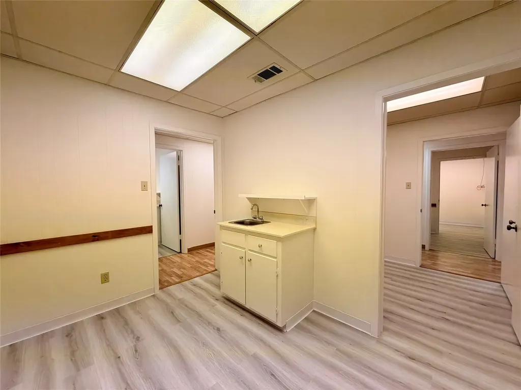 606 S Seven Points Boulevard Seven Points TX 75143