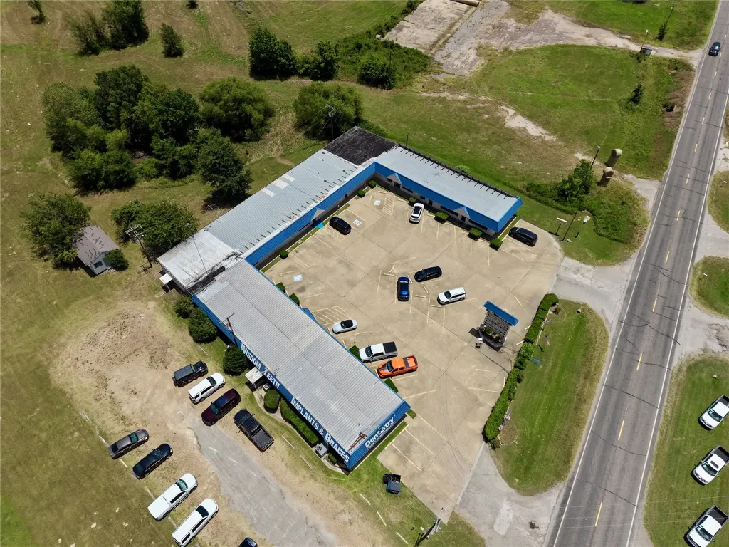 606 S Seven Points Boulevard Seven Points TX 75143