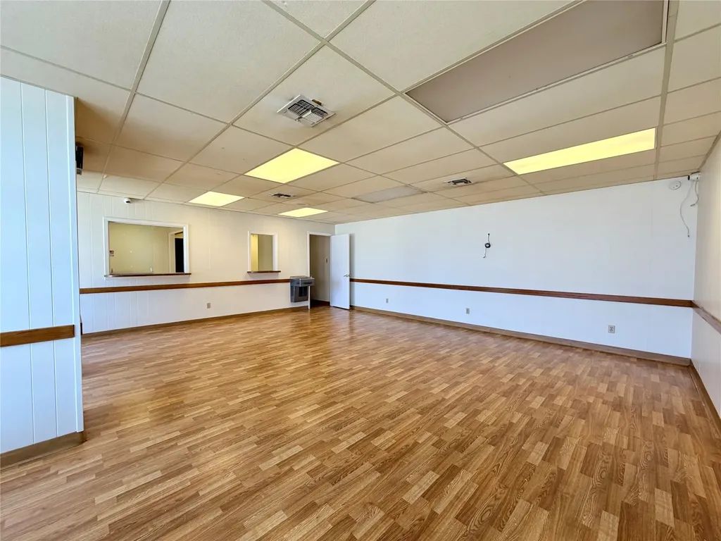 606 S Seven Points Boulevard Seven Points TX 75143