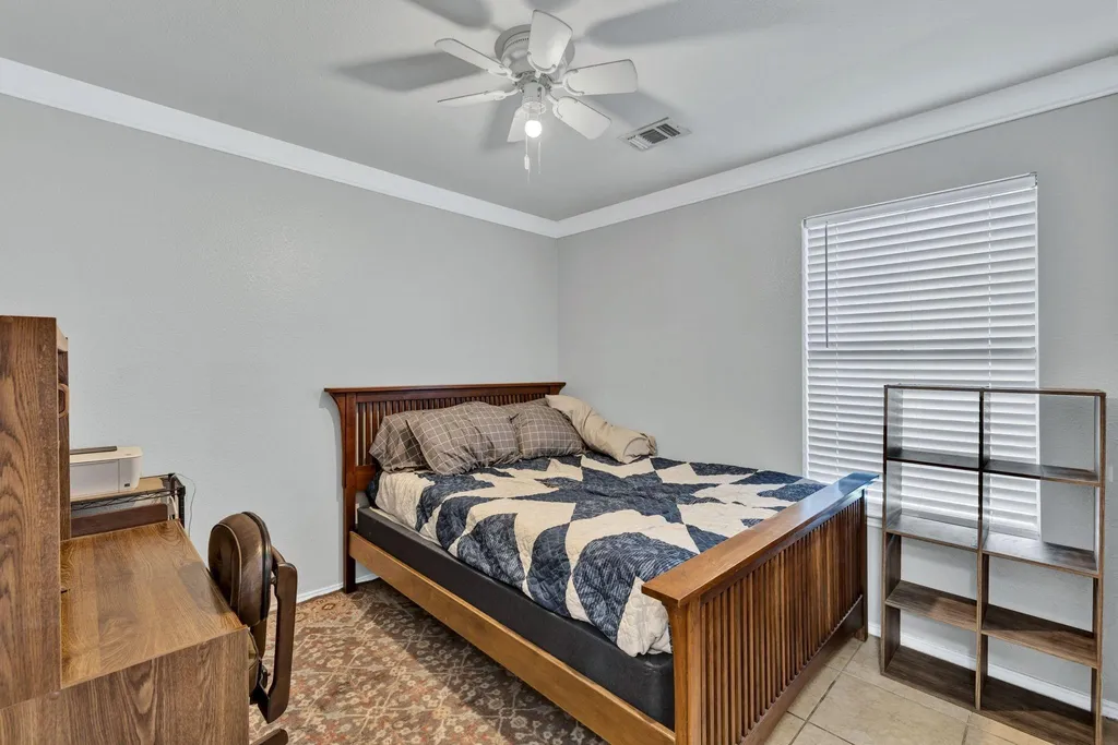 609 Lonestar Park Lane Ponder TX 76259
