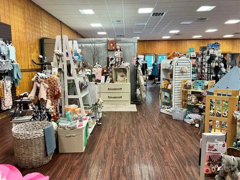 409, 407, 405 E Central Avenue Comanche TX 76442