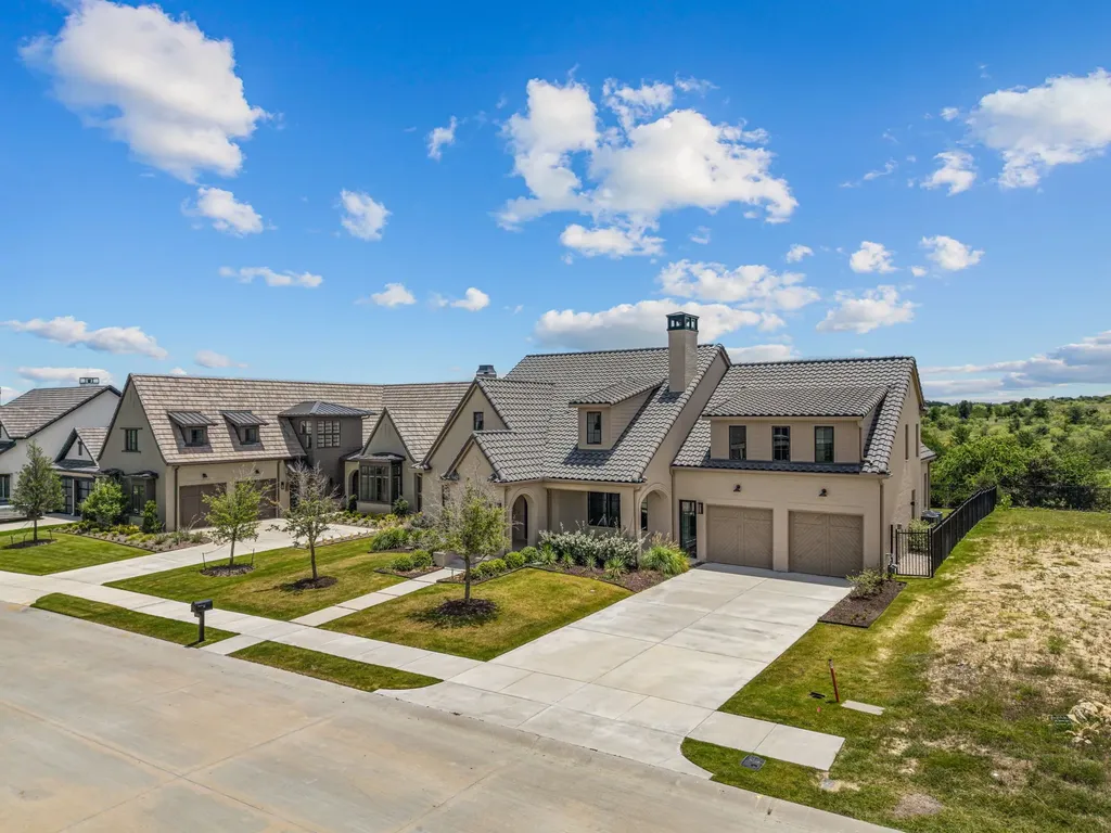 9717 Latour Court Fort Worth TX 76126