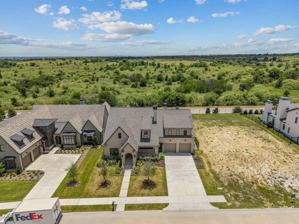 9717 Latour Court Fort Worth TX 76126