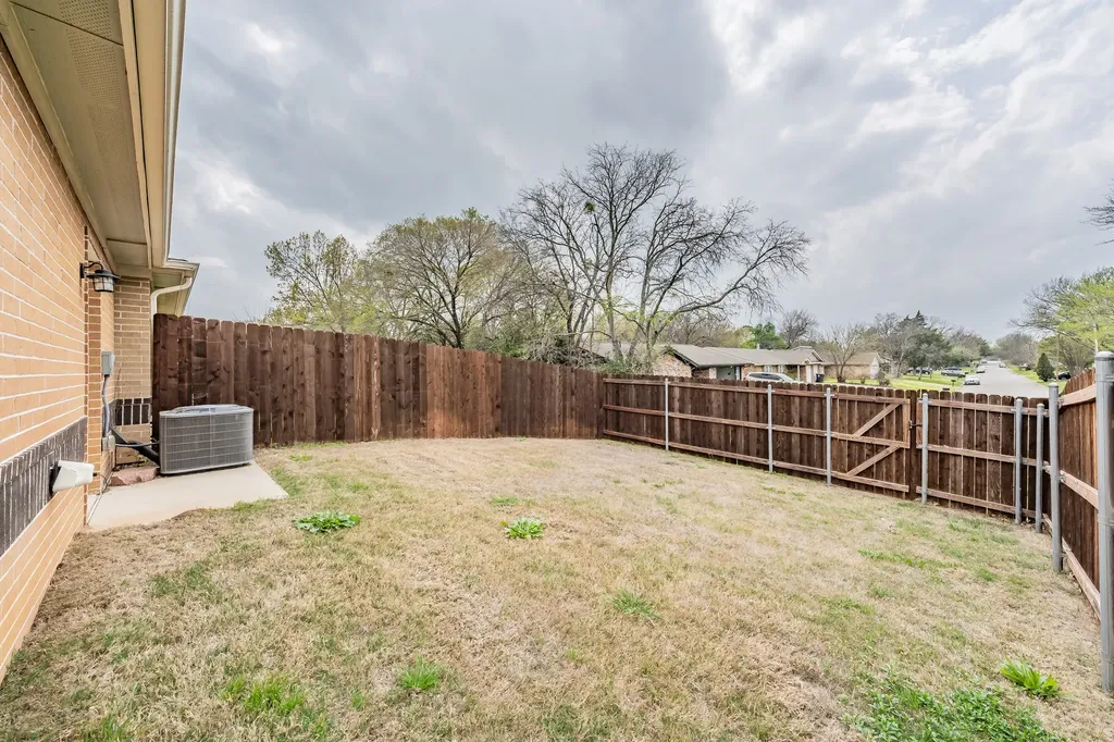 3518 Milan Street Arlington TX 76015
