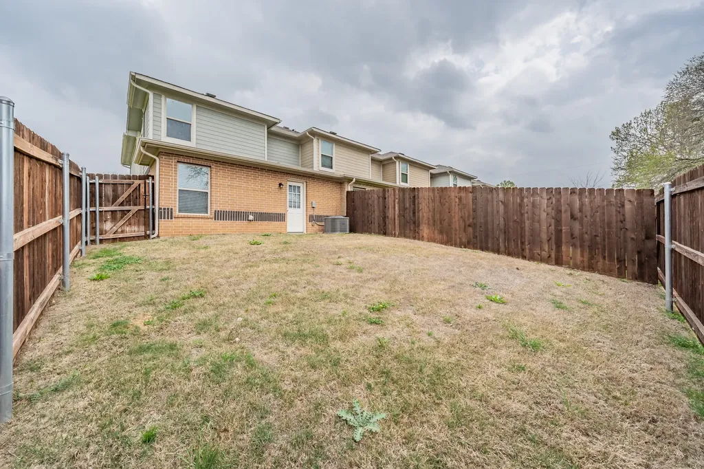 3518 Milan Street Arlington TX 76015