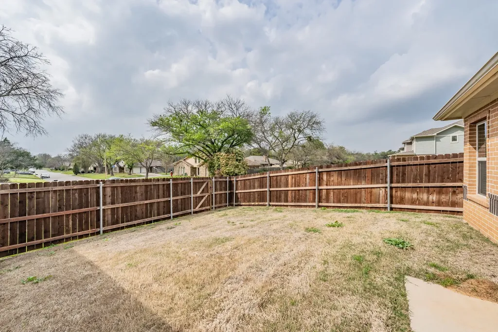 3518 Milan Street Arlington TX 76015
