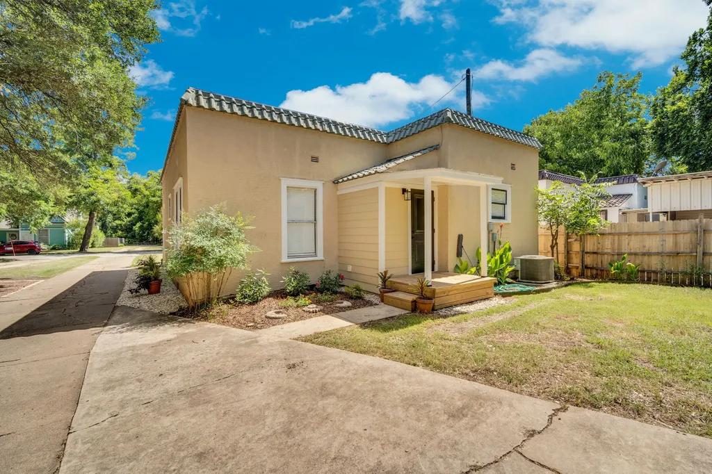 411 Craig Street Hillsboro TX 76645