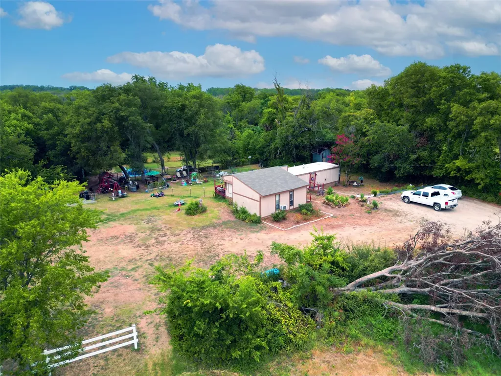 4583 La Croix Road Denton TX 76208