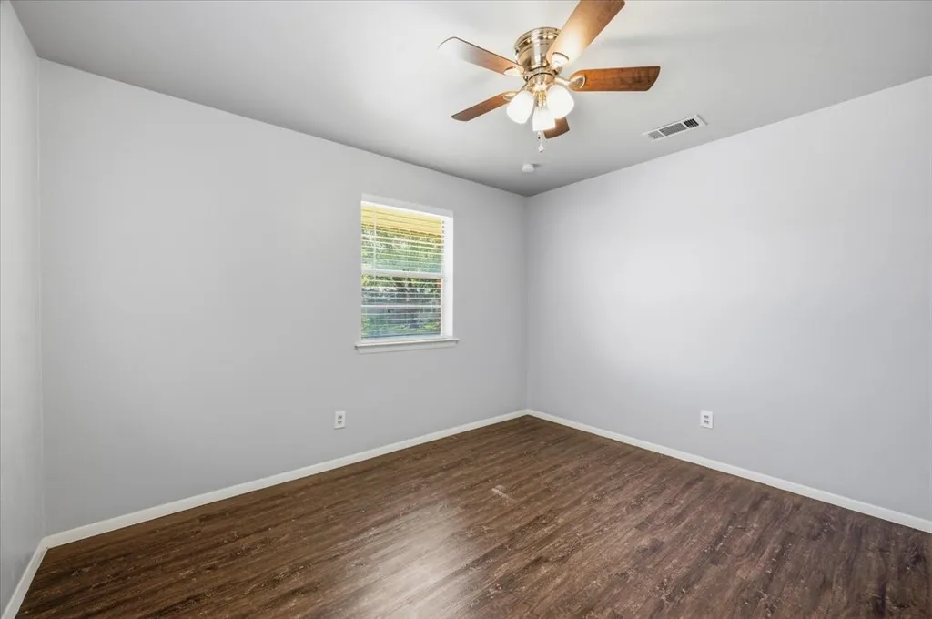 715 Thrush Avenue Duncanville TX 75116