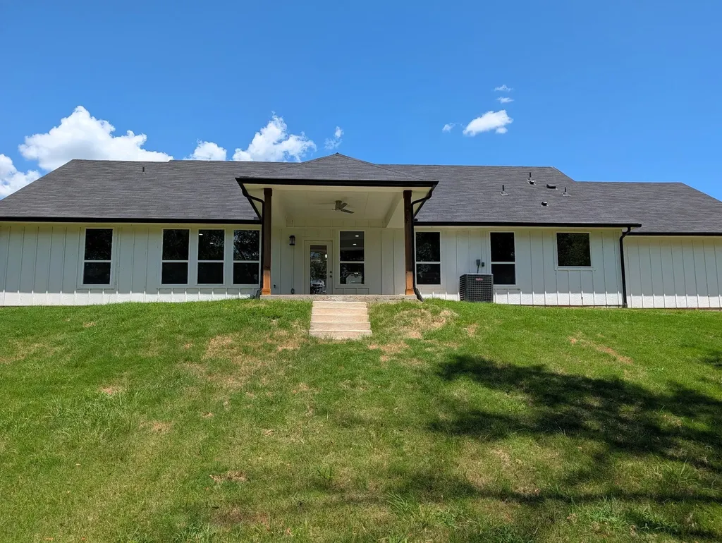 206 Splitrail Drive Mabank TX 75143