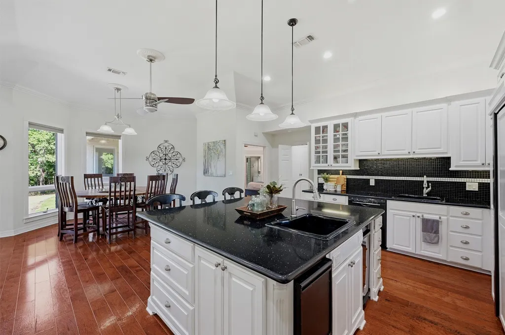 171 Briar Creek Road Whitesboro TX 76273