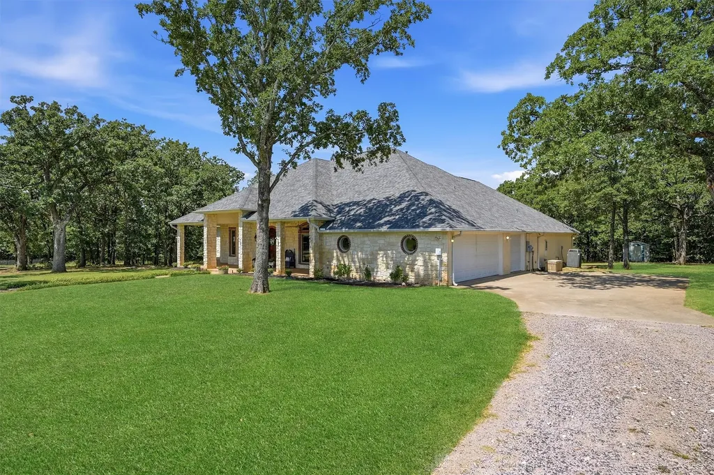 171 Briar Creek Road Whitesboro TX 76273