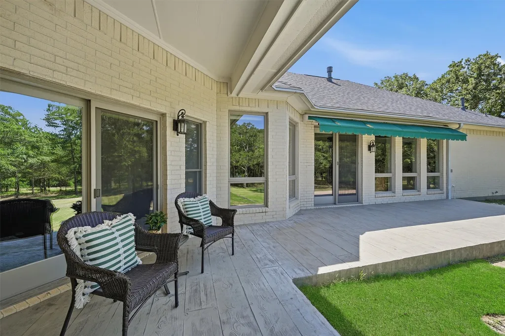 171 Briar Creek Road Whitesboro TX 76273