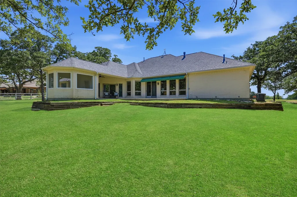 171 Briar Creek Road Whitesboro TX 76273