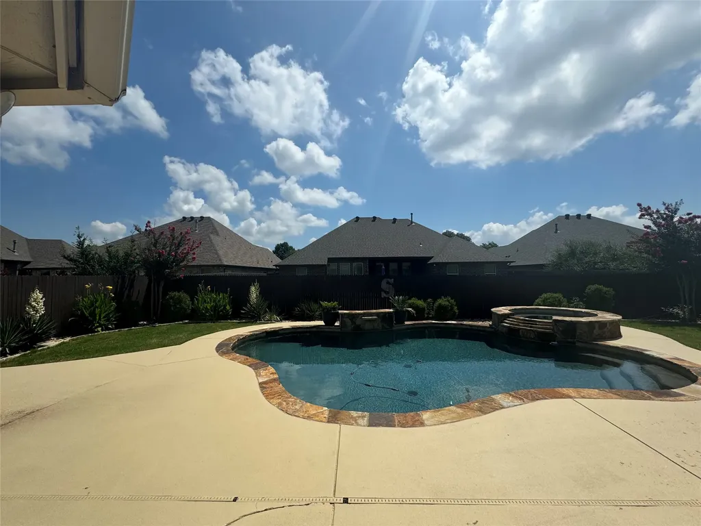 917 Joshua Court Granbury TX 76048