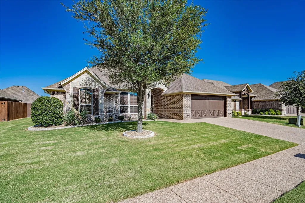 917 Joshua Court Granbury TX 76048