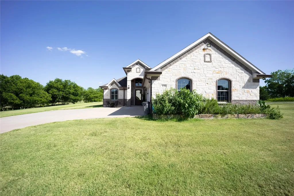 135 Turnberry Lane Corsicana TX 75110
