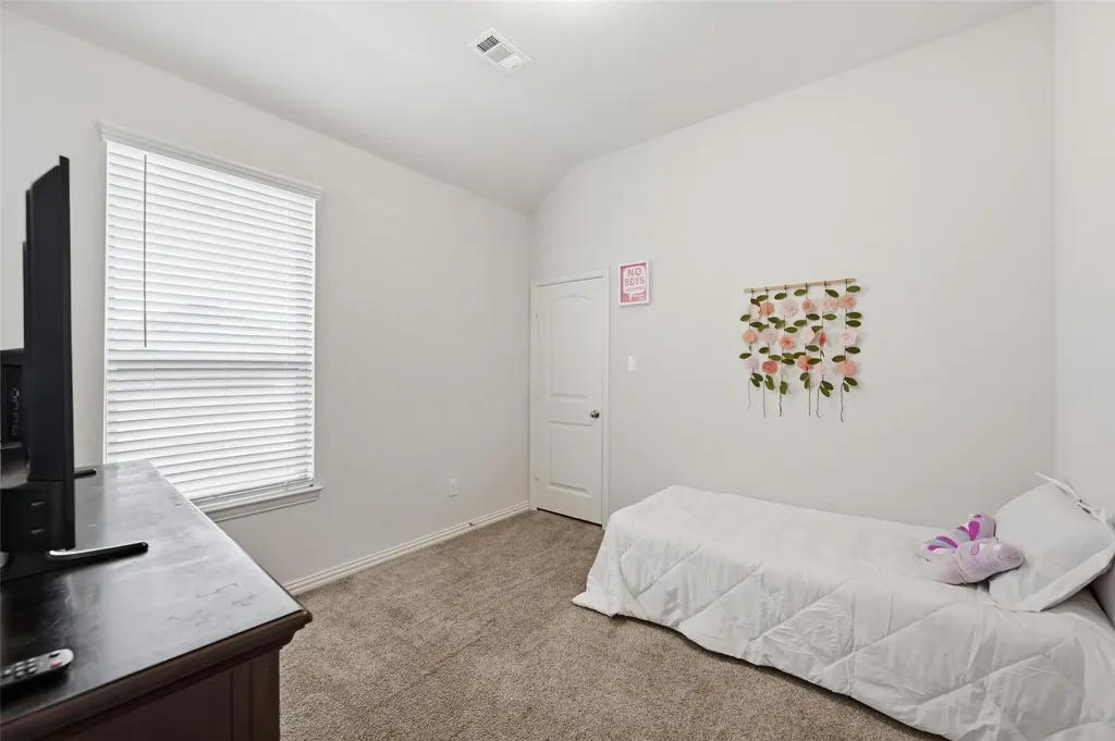 196 Lady Bird Waxahachie TX 75165